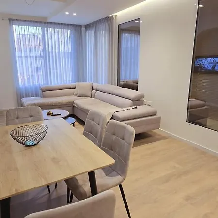 Arkle 4 * Тирана