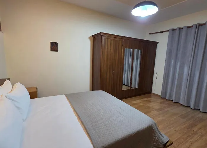 Arkle 4 Apartment *